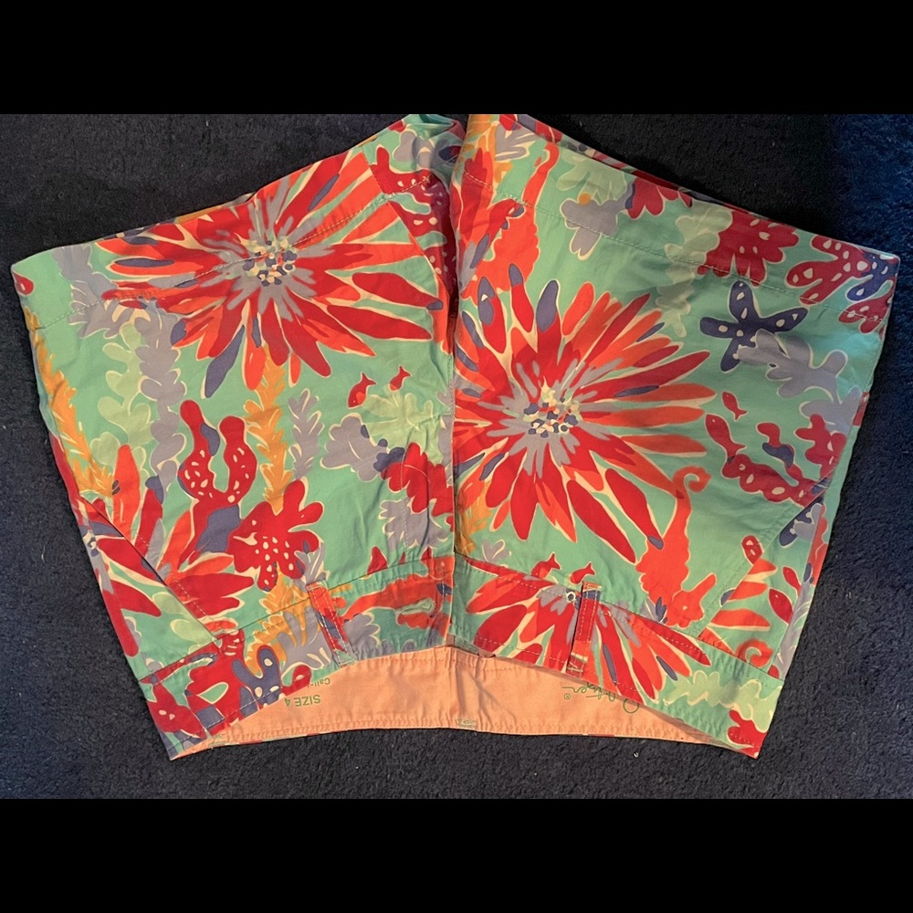 Size 4 Lilly Pulitzer Callahan shorts